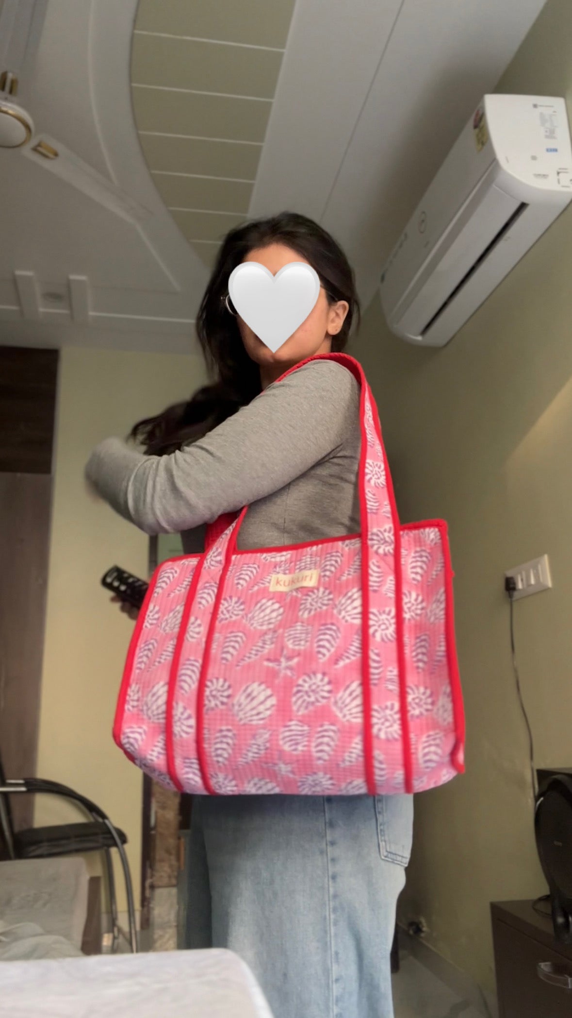 Shell Midi Tote Bag