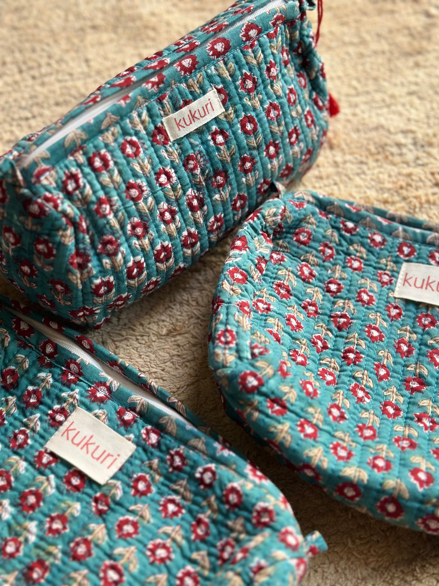 Bottle green classic pouch (Set of 3)