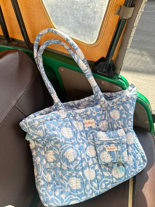 Light blue floral laptop tote bag