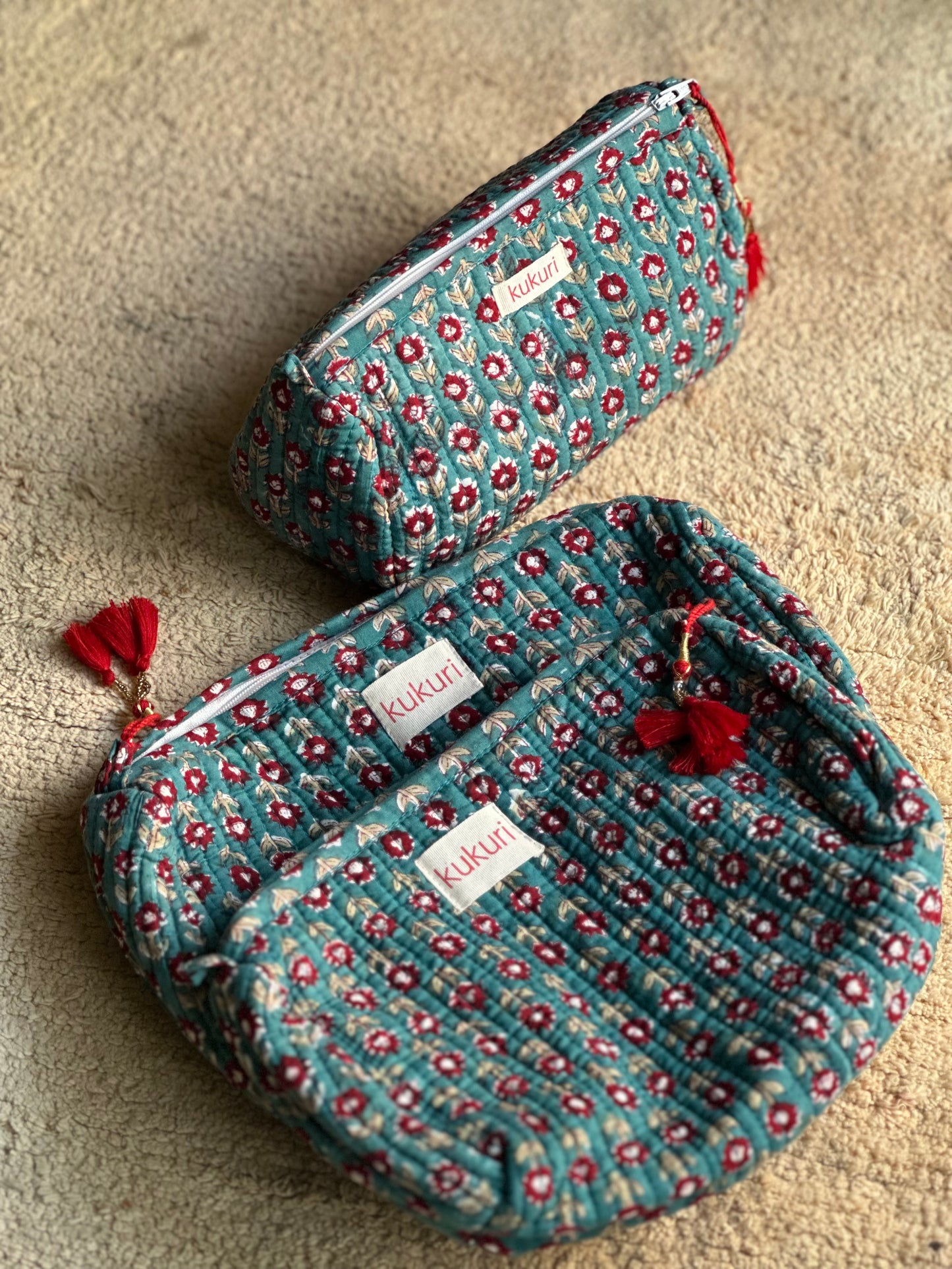 Bottle green classic pouch (Set of 3)
